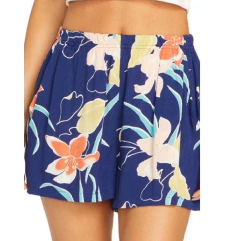 Volcom shorts